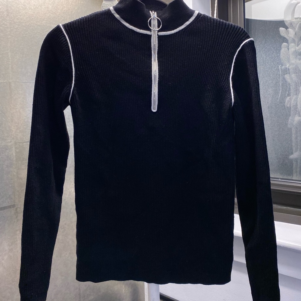 Maje black sweater top - white detail and zipper!
